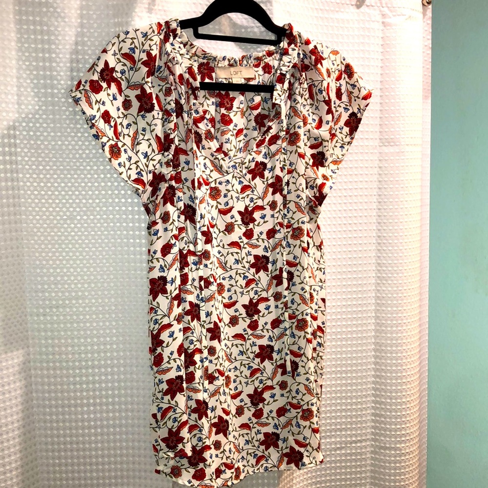Loft floral top with ties size Large